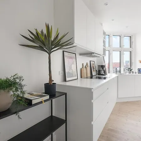 Bright And In Kopenhag