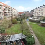 Bright And In Daire Kopenhag