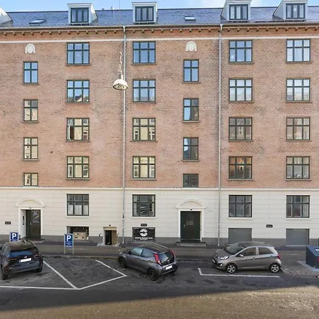 Bright And In Διαμέρισμα *